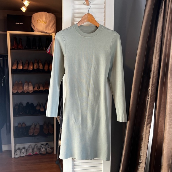 Alice + Olivia Estelle Fitted Body Con Mini Dress - Reversible! - Picture 10 of 11